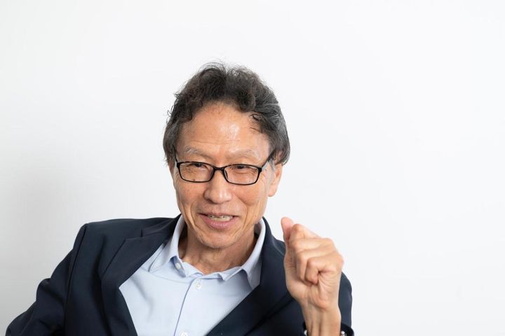 「介護についてはいろいろ問題がありますが、韓国や中国と比べると、日本は進んでいますよ」