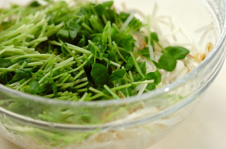 鶏ガラスープの素と麺つゆを使いこなす簡単ラーメンの作り方2