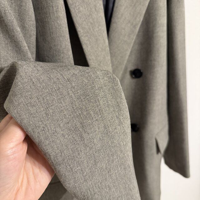 uncraveウールライクツイルジャケットの素材感