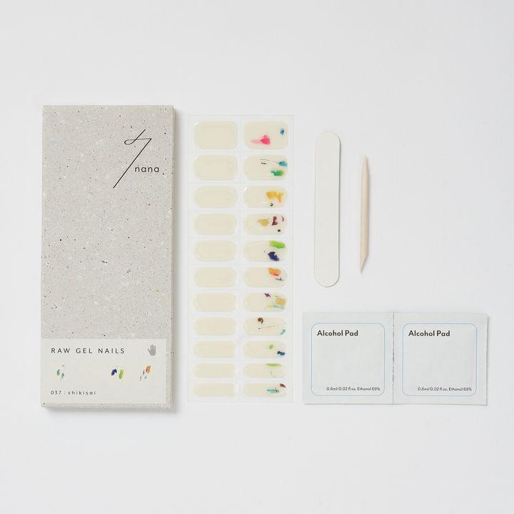 7nanaの水彩ネイル