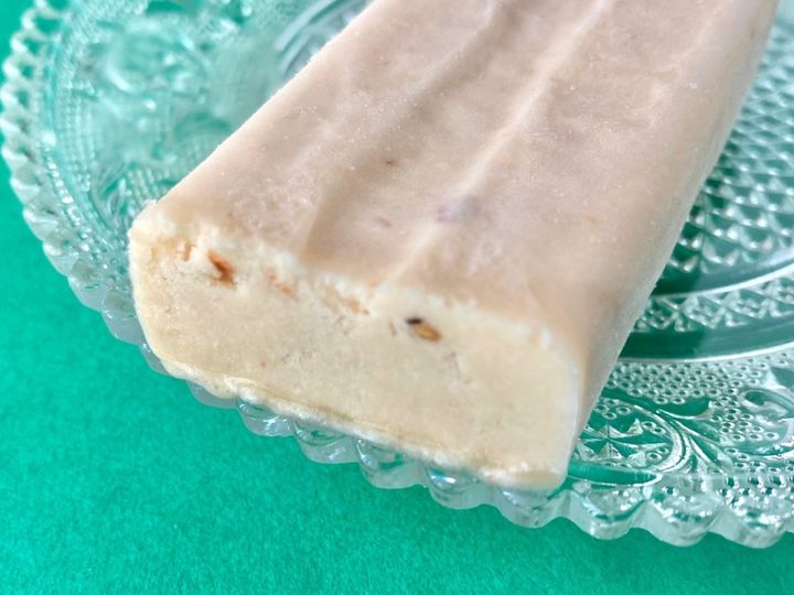 「アーモンドミルク好きにおすすめ！」「低カロリーなのも嬉しい！」【ファミマ】アレルギー特定原材料8品目不使用のアイスバー