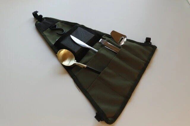 ダイソー サイドオーガナイザー（ハンギングラック用、9ポケット）