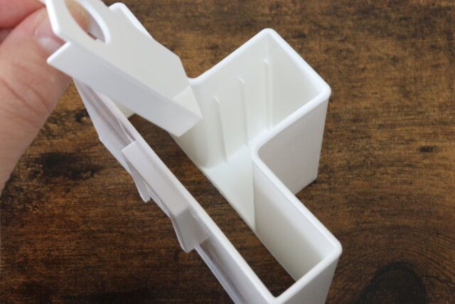 ピン式フローリングワイパーホルダー 仕切り