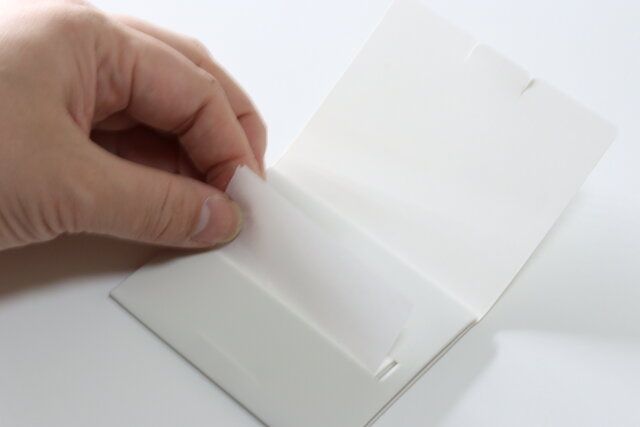 スリーコインズの40枚入りAUSヘアパウダーシート〈整髪料〉