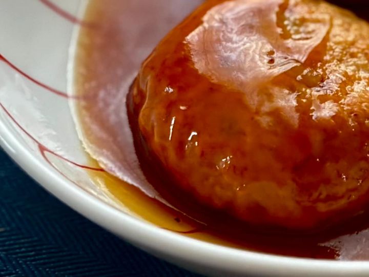 卵黄風ソースがとろ～！【ファミマ】有名シェフ監修の総菜は食感も魅力的