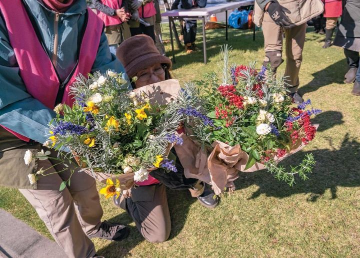 まさに見習いたいアップサイクル。切り花としてしばらく楽しめる。