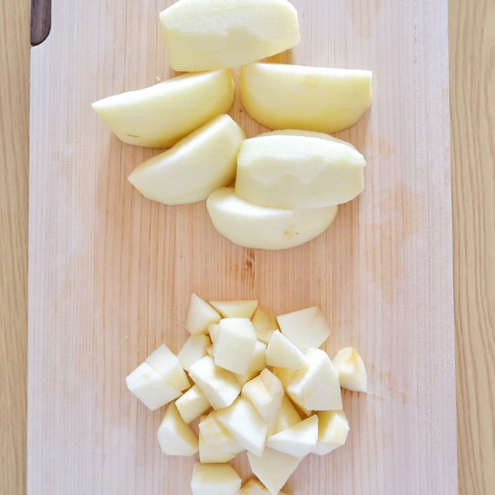 くるみとシナモンのりんごケーキ