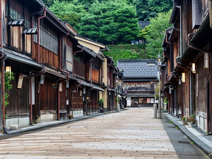 All About ニュース編集部が全国250人を対象に実施した「憧れのナンバープレート」に関するアンケートの調査結果から、中部地方の「憧れのナンバープレート」ランキングを発表！ 2位「金沢（石川県）」を抑えた1位は？