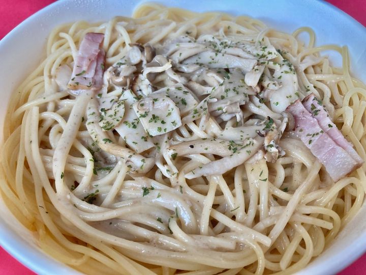 上品な味わい！きのこが美味しい！【セブン】トリュフオイルを使用したきのこパスタ