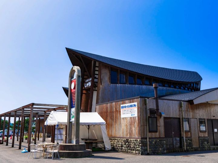 All About ニュース編集部が全国250人を対象に実施した子連れで行きたい道の駅に関するアンケートの調査結果から、子連れで行きたいと思う「山形県の道の駅」ランキングを発表！ 2位「あつみ（鶴岡市）」を抑えた1位は？