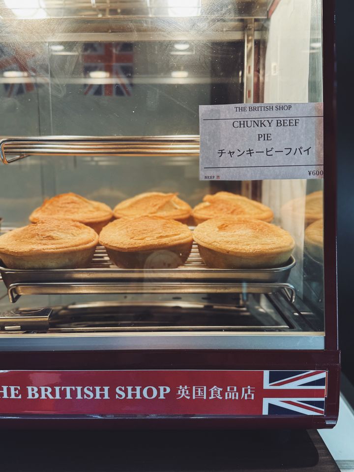 渋谷駅近くで発見！〈The British Shop〉はイギリス直輸入の珍しいお菓子や食材が並ぶお店【sumire.のおいしいヨーロッパごっこ vol.2】