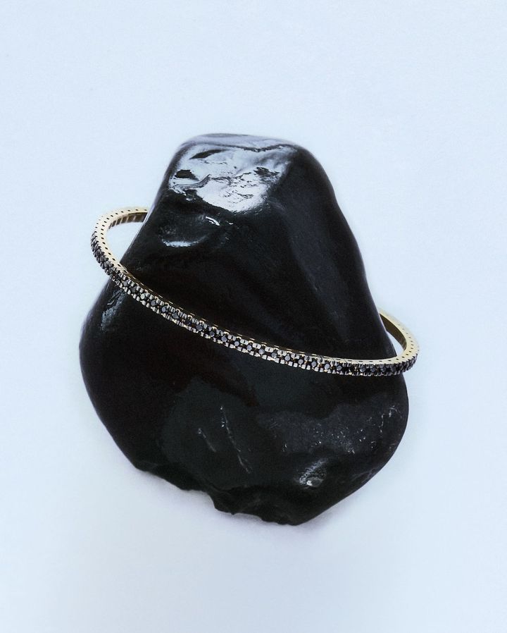 テニスブレスレット（YG×ブラックダイヤモンド）￥1,320,000