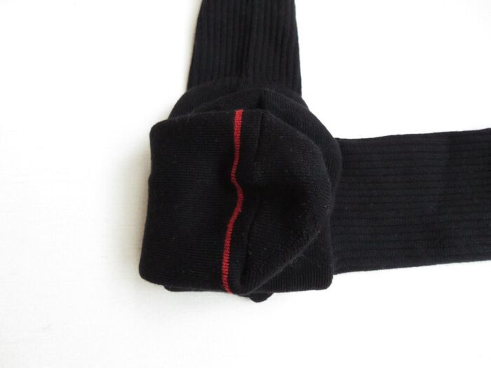 たった10秒で完成！靴下の超コンパクトなたたみ方。帰省・旅行にもお役立ち♪