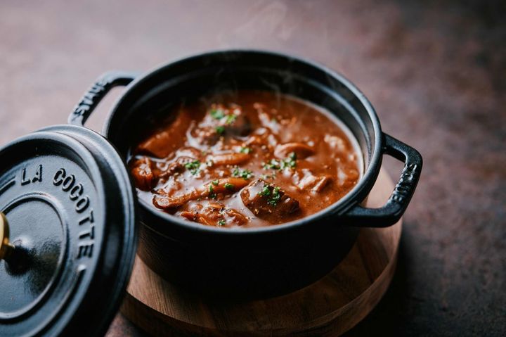 「国産牛とキノコのビーフシチュー 赤ワイン風味」1650円