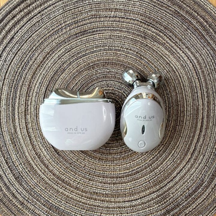 3COINS（スリーコインズ）EMS機能つき美顔器レビュー