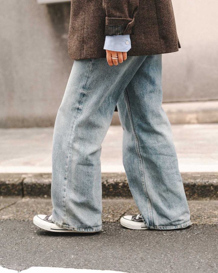 最旬“デニムパンツ”コーデ5選。今年もルーズシルエットが人気！【TOKYO SNAP】