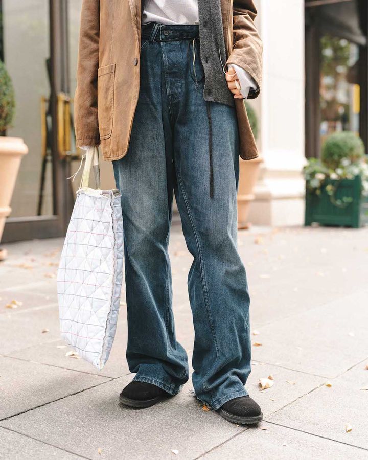 最旬“デニムパンツ”コーデ5選。今年もルーズシルエットが人気！【TOKYO SNAP】