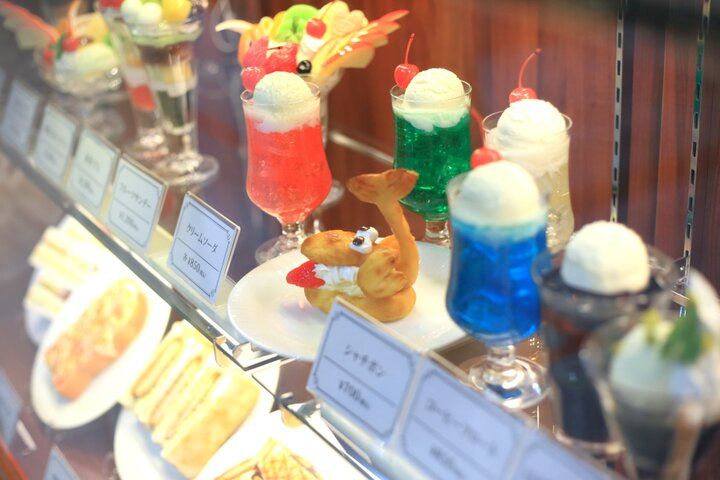 レトロな名古屋喫茶を再現。モーニングから夜カフェまで楽しめる「喫茶 ボン・ヴォヤージュ」が名古屋駅構内にオープン