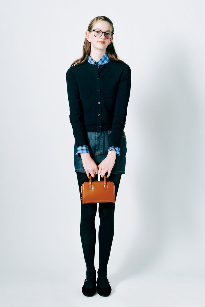 休日用のお出かけバッグを新調するなら小さめが一択！おすすめコーデ4選