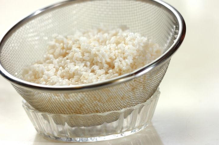 キノコの土鍋炊き込みご飯の下準備1