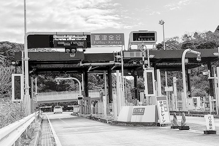 適度な起伏と少し荒れたダートを楽しめる｜一度は走りたい全国林道ツーリング③