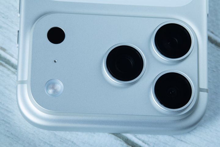 NG①スマホのレンズ