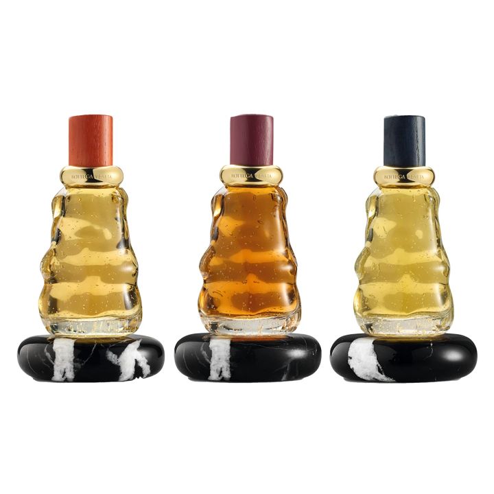 ボッテガ・ヴェネタ 「メッツァノッテコレクション」 パルファム 各 ￥75900 フレグランス