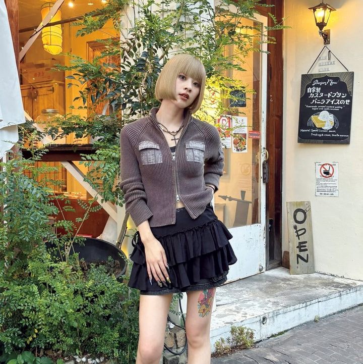 【SNAP】フリルベルトをレイヤードして甘さをプラス♡ 矢頭志緒里さん