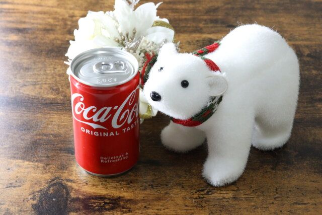 ダイソーのコカ・コーラのキャラクターみたいなアニマルオブジェ（ホワイト）