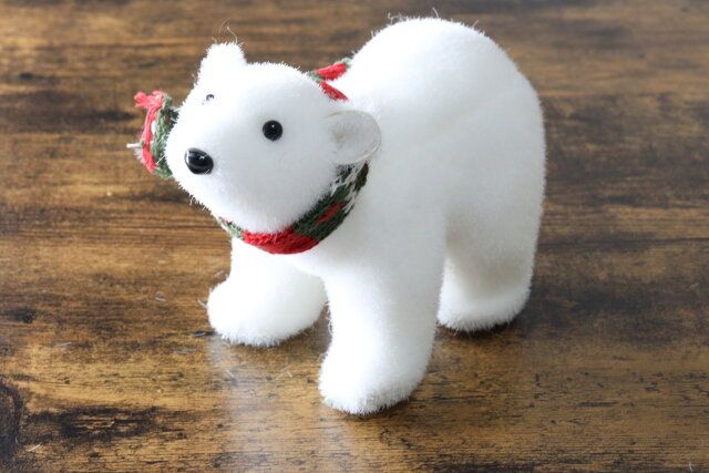 ダイソーのシロクマ風アニマルオブジェ（ホワイト）