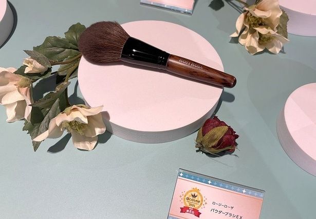 「ロージーローザ/パウダーブラシEX」もTOP10にランクイン！