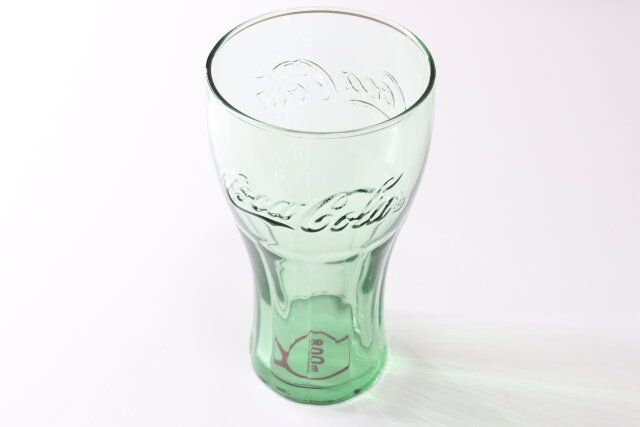 ダイソーのジェニュイングラス（コカ・コーラ、SSCF）のパッケージ