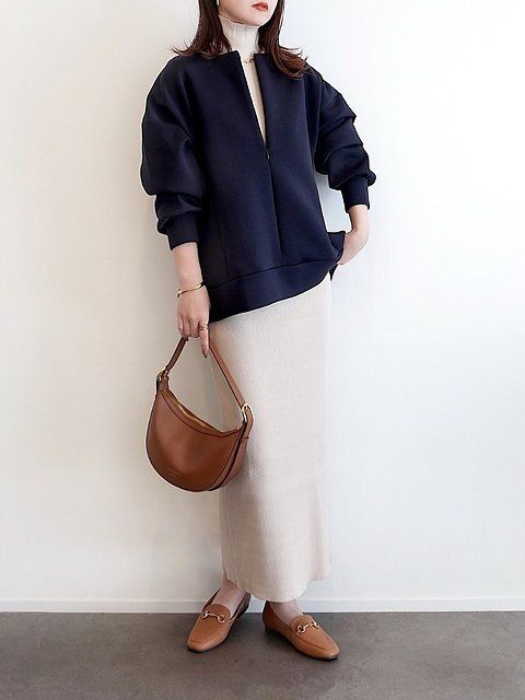 ニットワンピースコーデ2