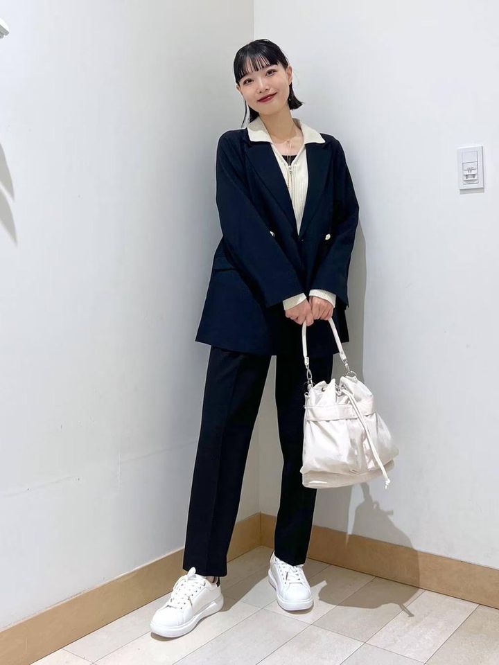 画像1: 出典：and ST