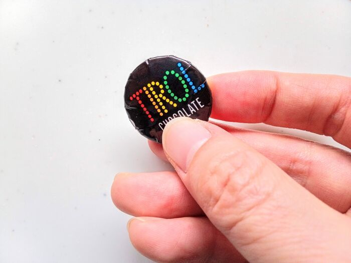 『チロルチョコの包み紙』がめちゃ可愛いアイテムに大変身♡たった110円でハマる予感！