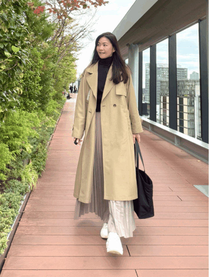 桜井智子さんのリブスカートを取り入れたお仕事コーデ②