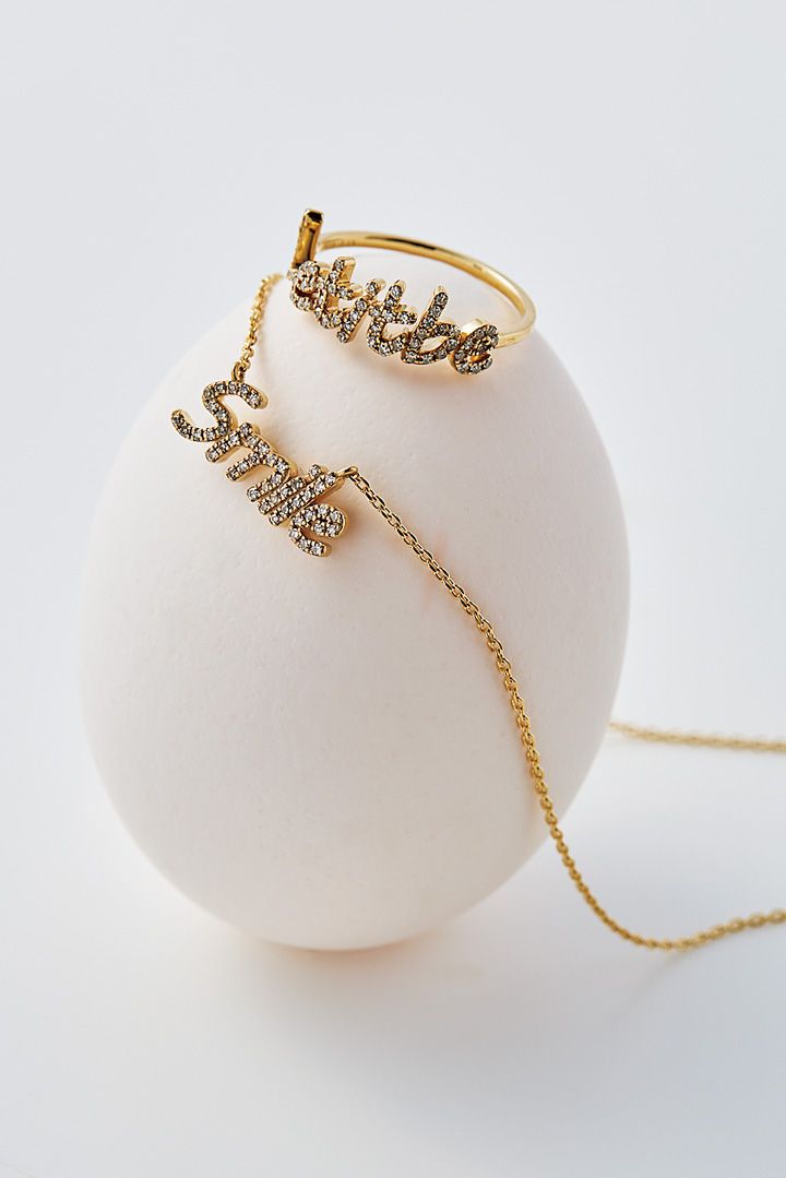 身につけると背筋がシュッと伸びる。頑張る私に贈りたいとっておきのアクセサリー12選