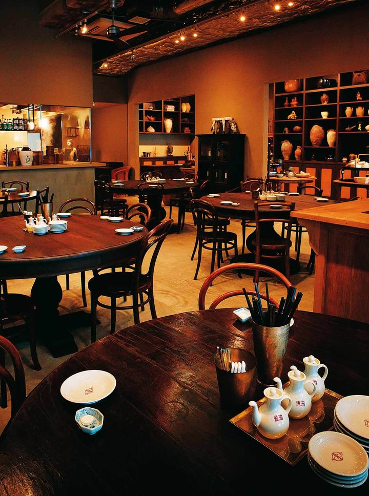 茅場町『可視化飯店』の内観