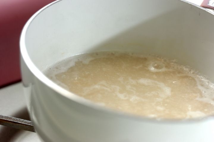 酒粕でつくる甘酒 手軽にできる！ by 山下 和美さんの作り方1