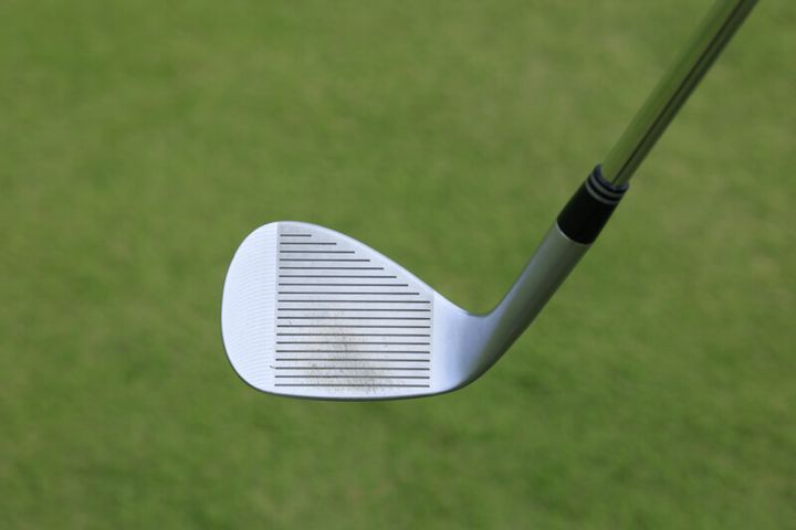 佐久間朱莉の“ウェッジの打球痕”はどこにある？女子プロ4人のセッティングを解説