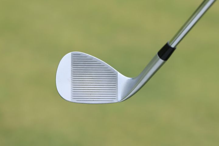 佐久間朱莉の“ウェッジの打球痕”はどこにある？女子プロ4人のセッティングを解説