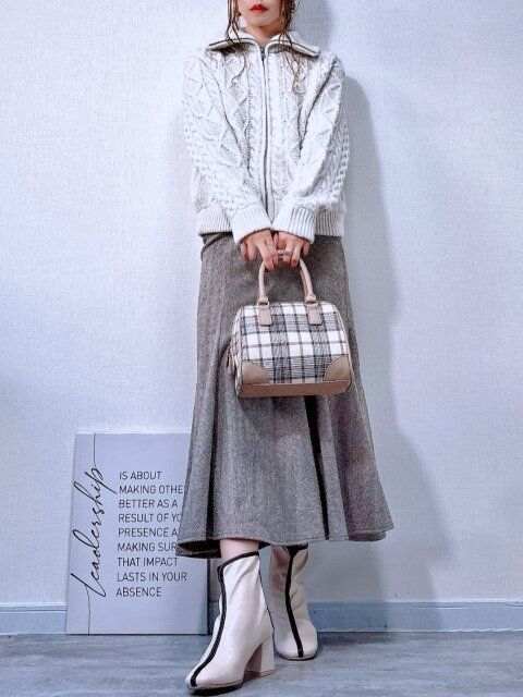 GUケーブルニットブルゾンとマーメイドスカートコーデ