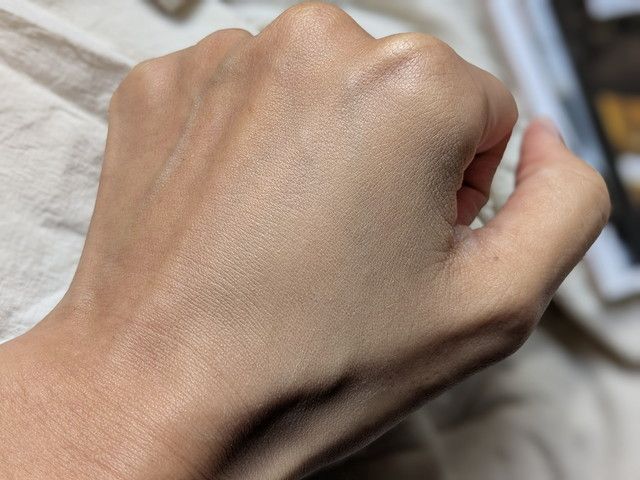 KATE エアリーチェンジリキッド 02番の仕上がり