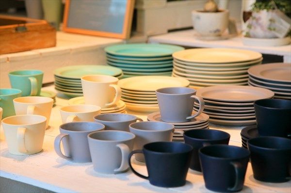 食器の整理のポイントは、種類ごとに進めること！