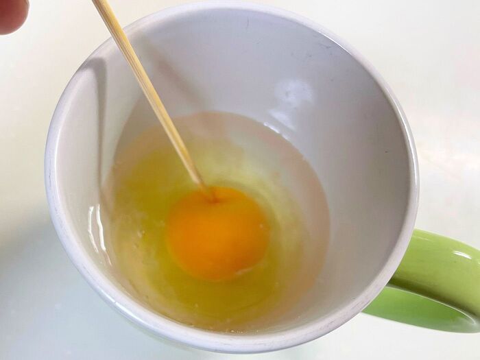 マグカップ1つで温泉卵が完成！？もう買わなくてOKな「令和の神ワザ」やってみた♪