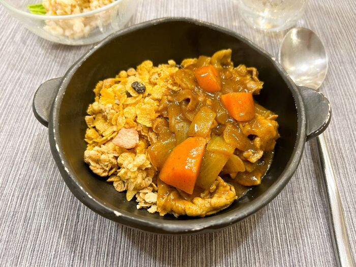 【グラノーラの衝撃的な食べ方】メーカー推奨！？想像もつかないアレンジを試してみたら…寒い日にぴったりだった♪