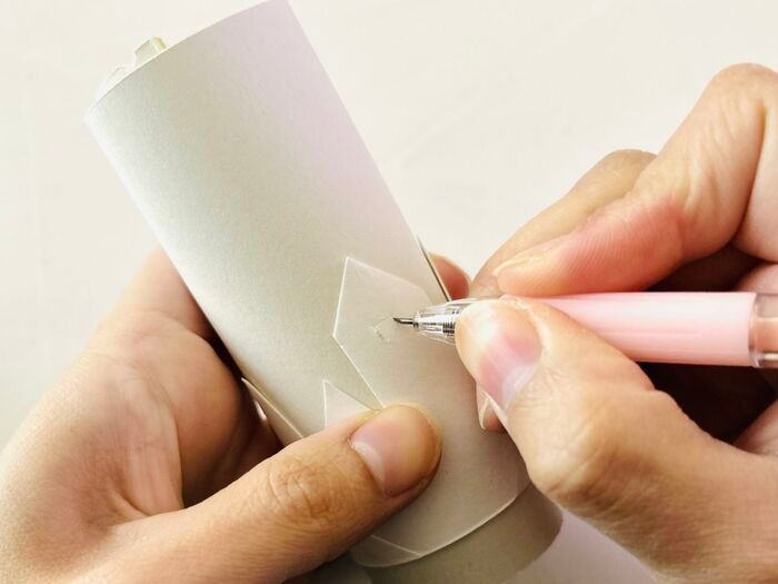 トイレットペーパーの芯、捨てるの待って！冬にぴったりな素敵アイテムに大変身♡何個も作りたくなる！