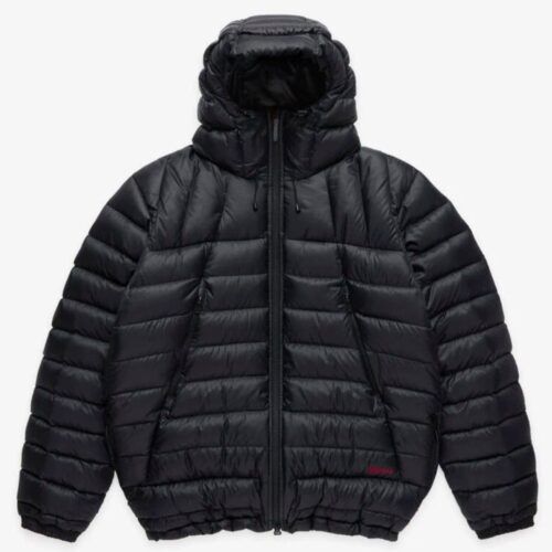 【争奪戦警報】 ミニマル神・JJJJoundがデサントを再定義！ 「オフマウンテン」で魅せる究極の都会派パフォーマンスウェア9選