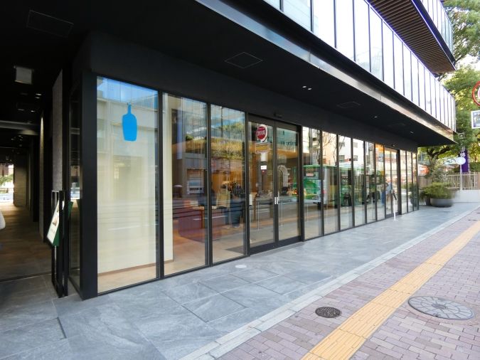 ブルーボトルコーヒー 福岡天神カフェ 外観