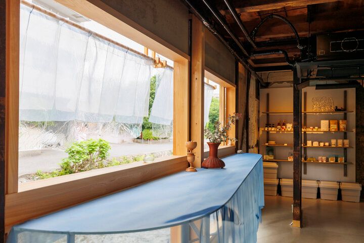 白川の畔の古民家をリノベーション、京都・岡崎の文化複合施設「com-ion」